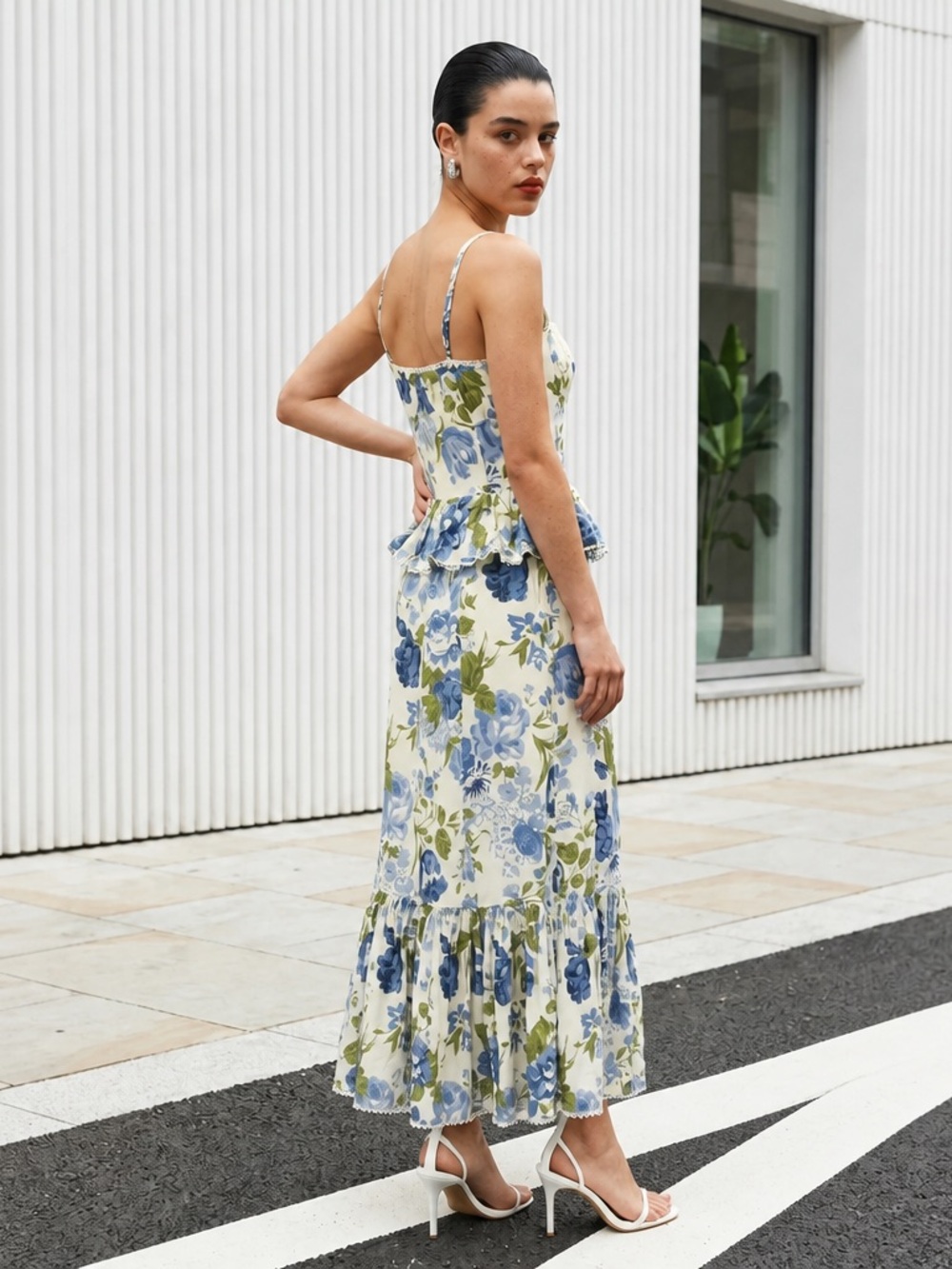 NWT OPT Blue Hydrangea Aila Dress - 10 - Picture 2 of 11